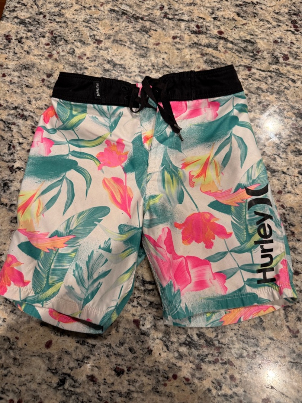 Hurley swim trunks Tropical Floral Boardshorts in Teal, Pink & Black size 5